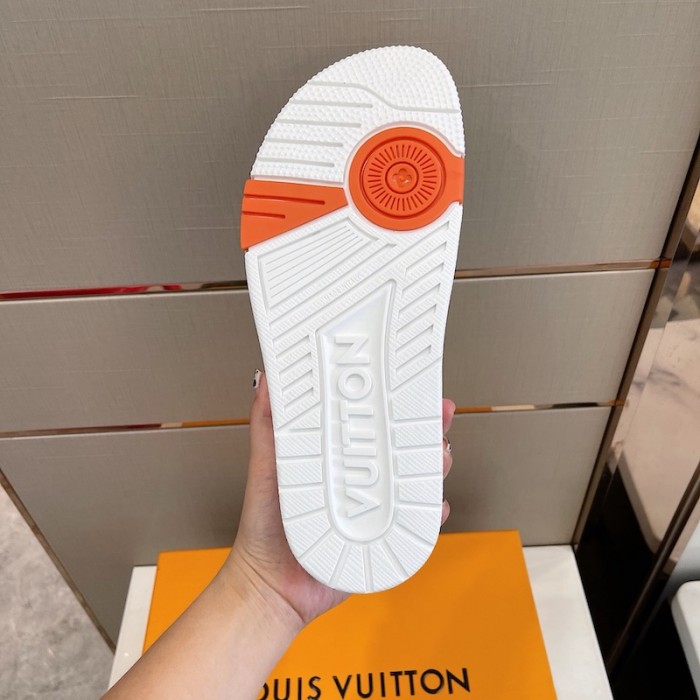 l**is V*t*n lv trainer mules silver