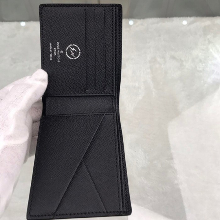 LV monogram eclipse multiple wallet M61695