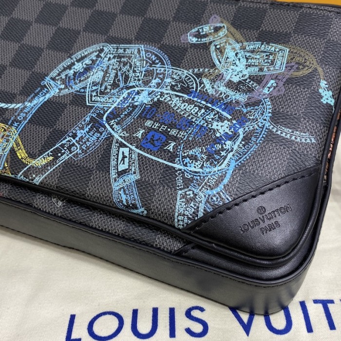 l**is V*t*n trio messenger bag lv n58040