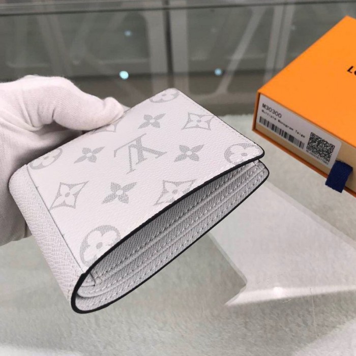 LV Taigarama Multiple Wallet M30300