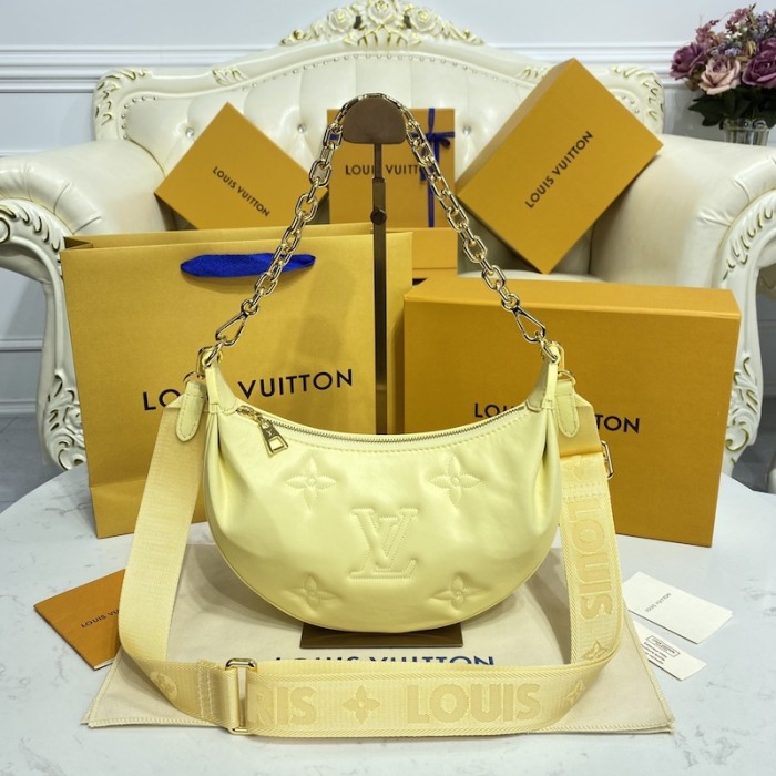 l**is V*t*n over the moon bag lv m59823