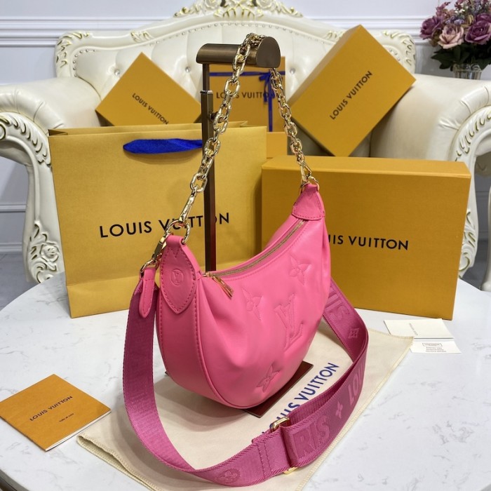 l**is V*t*n over the moon bag lv m59915