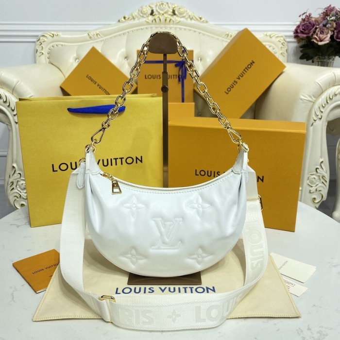 l**is V*t*n over the moon bag lv m59959