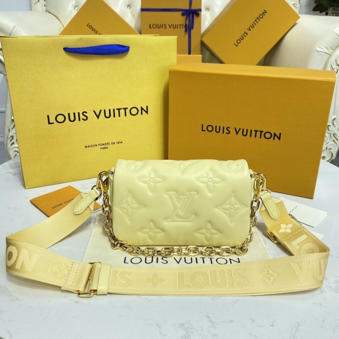 l**is V*t*n bubblegram wallet on strap lv m81400