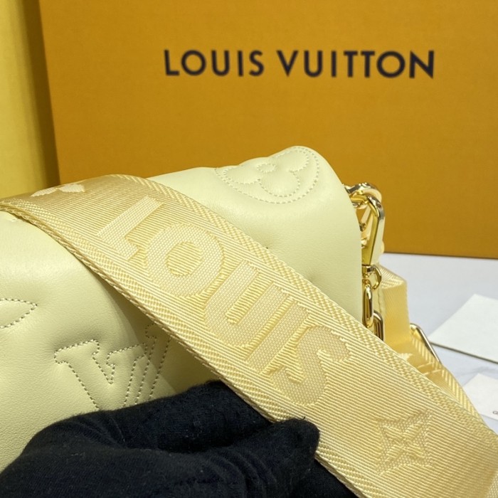 l**is V*t*n bubblegram wallet on strap lv m81400