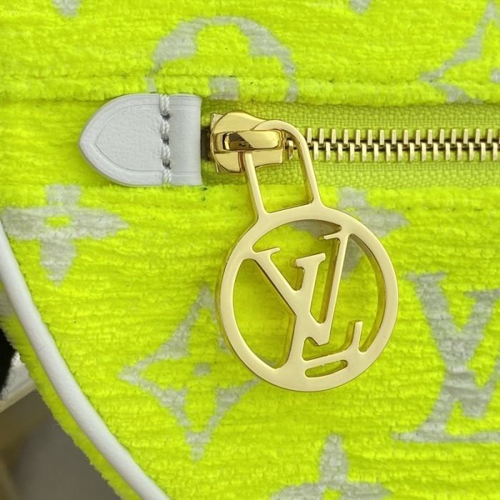 l**is V*t*n monogram velvet loop bag lv m81484