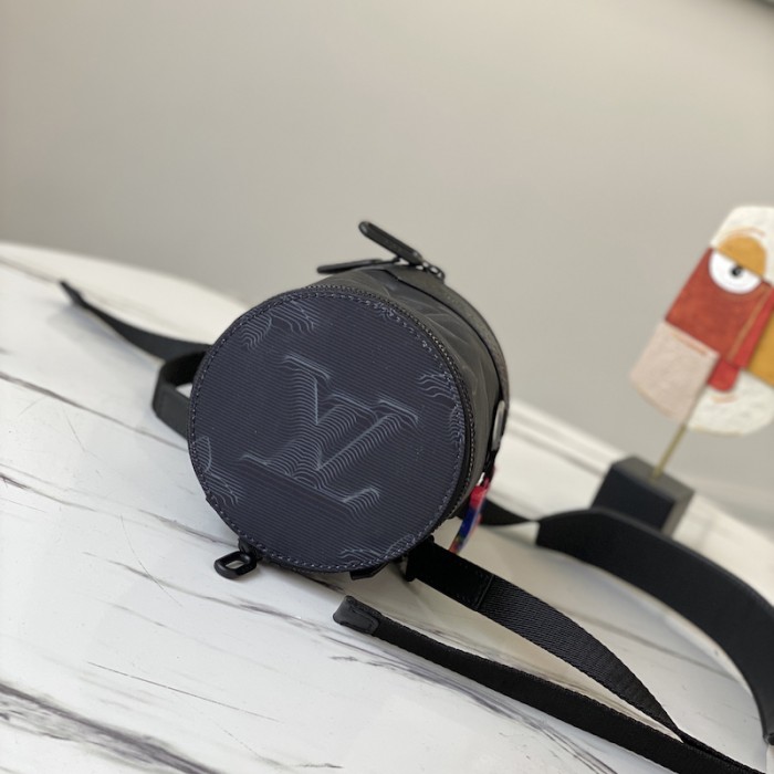 l**is V*t*n 2054 expandable polochon m45604