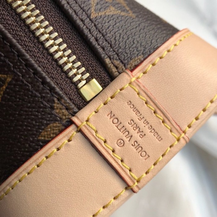 LV Monogram Canvas Alma BB M53152