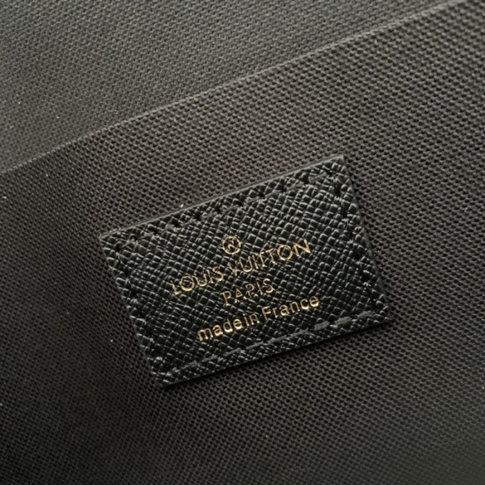 LV Game on Felicie Pochette M80233