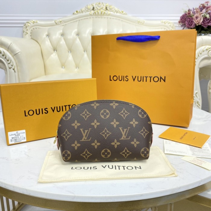 l**is V*t*n cosmetic pouch pm lv m47515