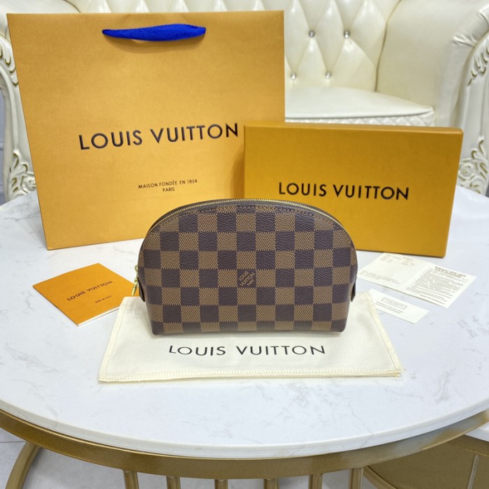 l**is V*t*n cosmetic pouch pm lv n47516