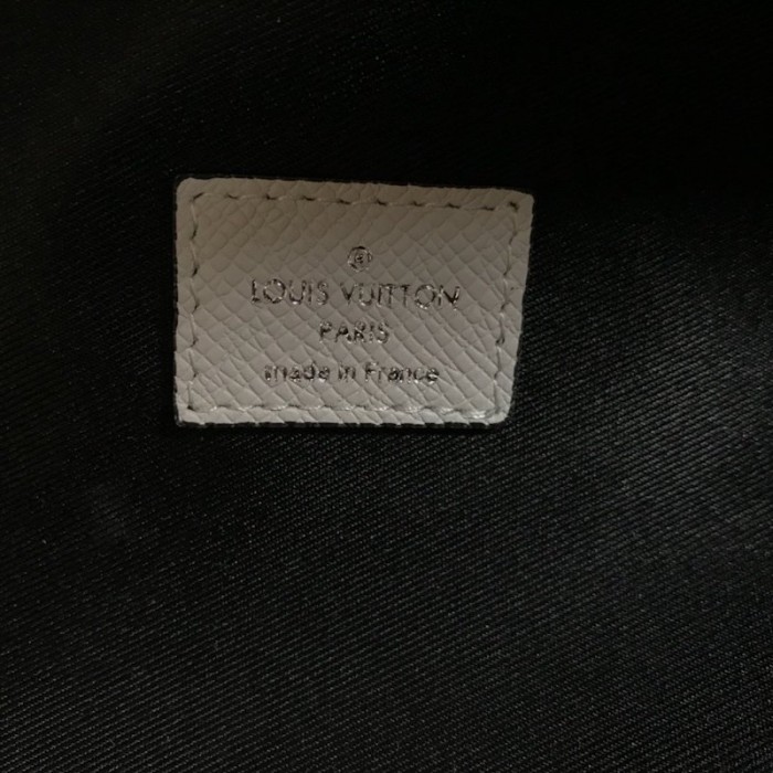 LV Monogram Discovery Backpack PM M30232