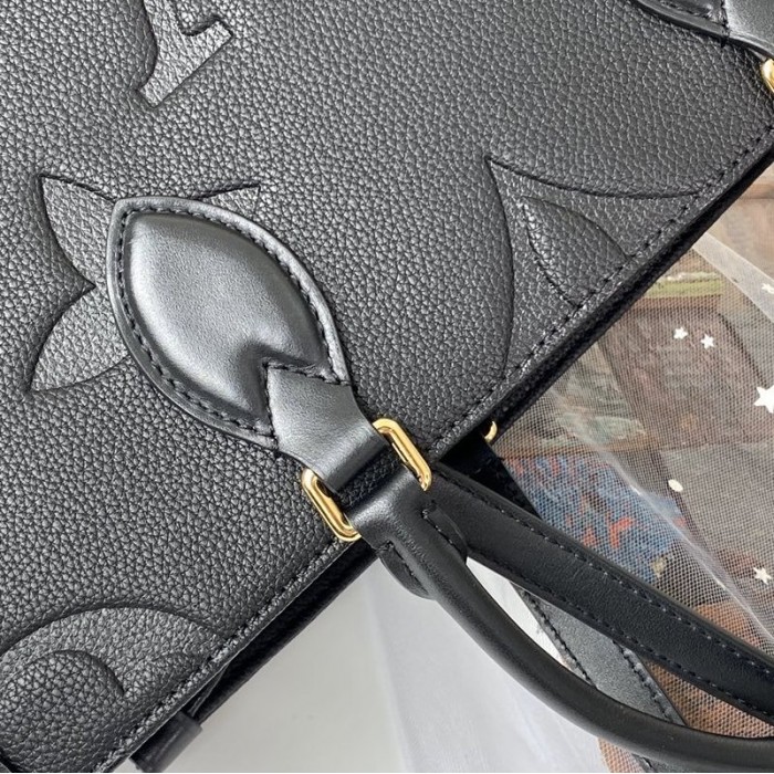 LV Monogram Empreinte Onthego GM M44925