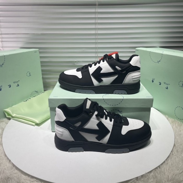 Of White Out of office "OOO" sneakers Black