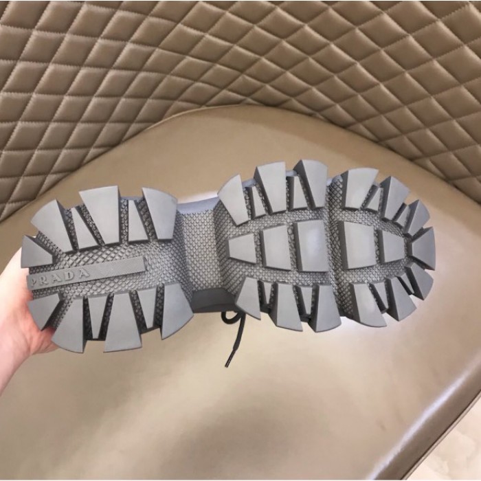 Pra*a cloudbust thunder sneakers grey