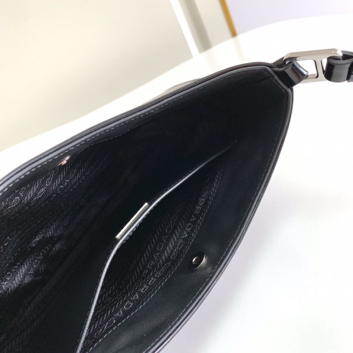 Pra*a cleo brushed leather shoulder bag black