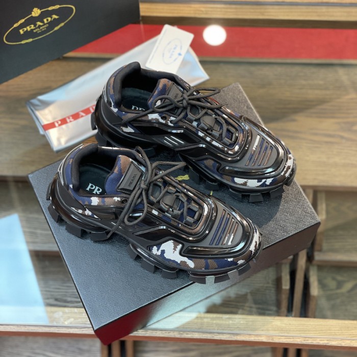 Pra*a cloudbust thunder sneakers army green