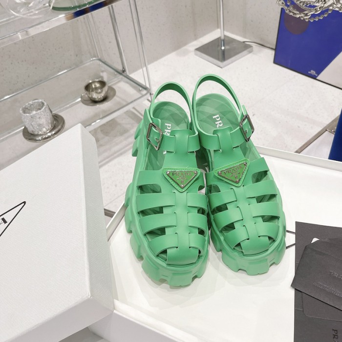 Pra*a women foam rubber sandals green