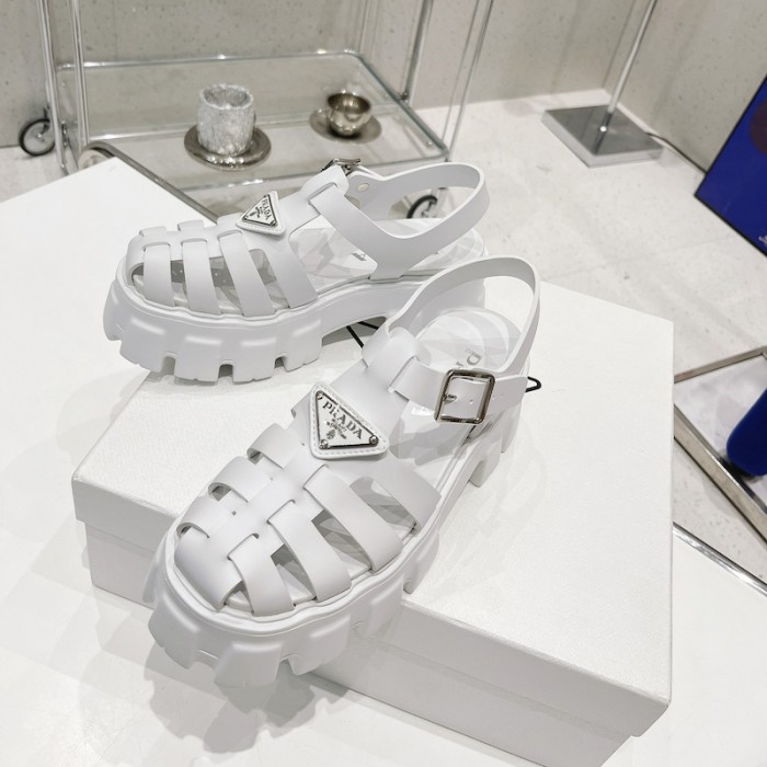 Pra*a women foam rubber sandals white