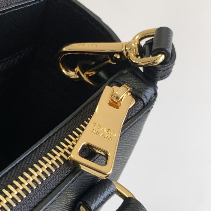 Pra*a galleria saffiano leather mini bag black