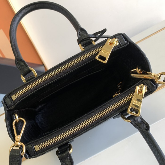 Pra*a galleria saffiano leather mini bag black
