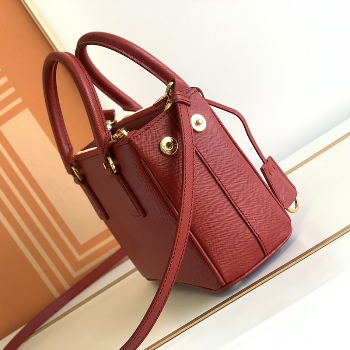 Pra*a galleria saffiano leather mini bag red