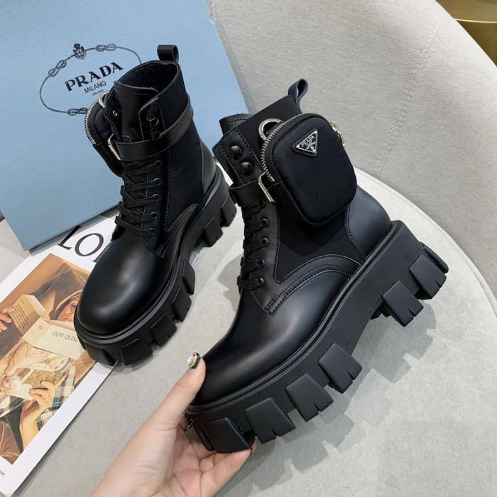 Pra*a monolith calf leather short boots black
