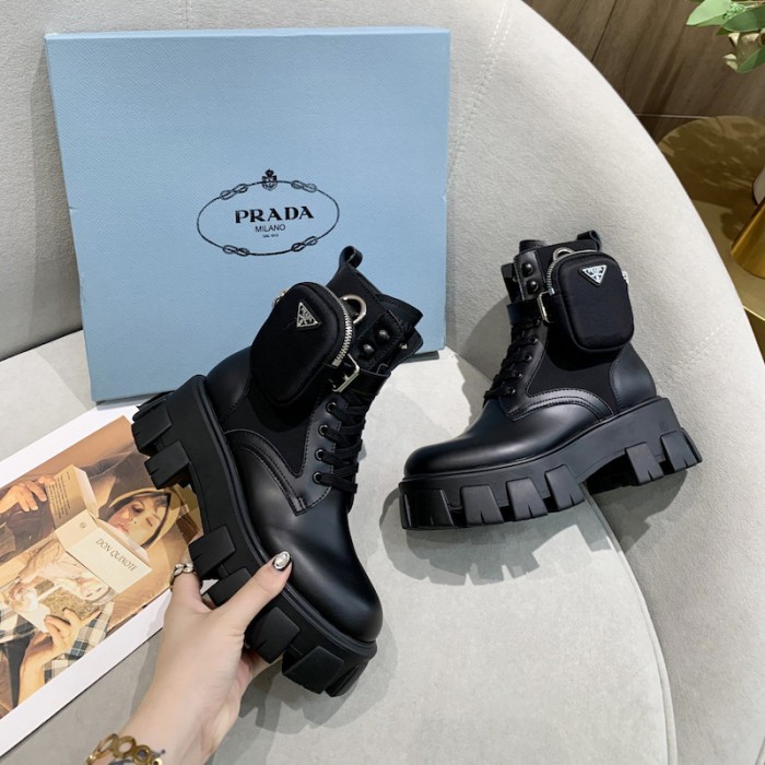 Pra*a monolith calf leather short boots black