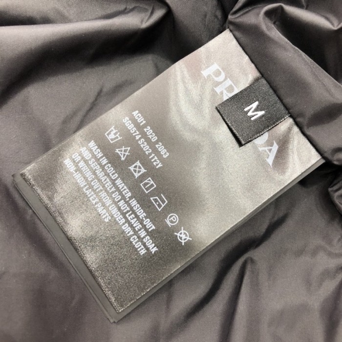 Pra*a light nylon down vest black
