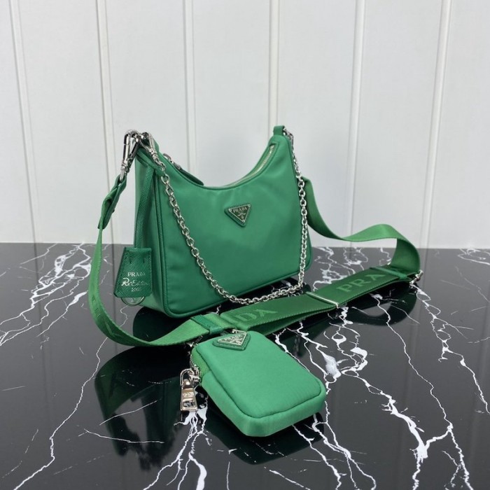 Pra*a re-edition 2005 nylon shoulder bag green