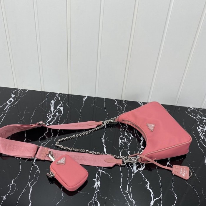Pra*a re-edition 2005 nylon shoulder bag pink