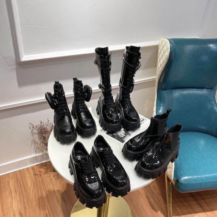 Pra*a monolith patent leather high boots black