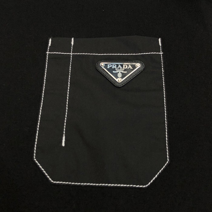 Pra*a cotton t-shirt with nylon pocket black