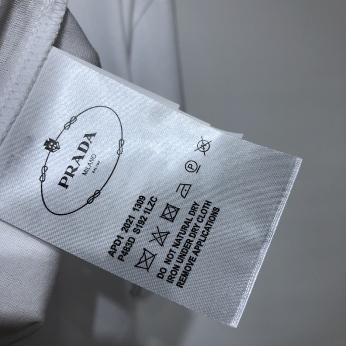 Pra*a cotton t-shirt with nylon pocket white