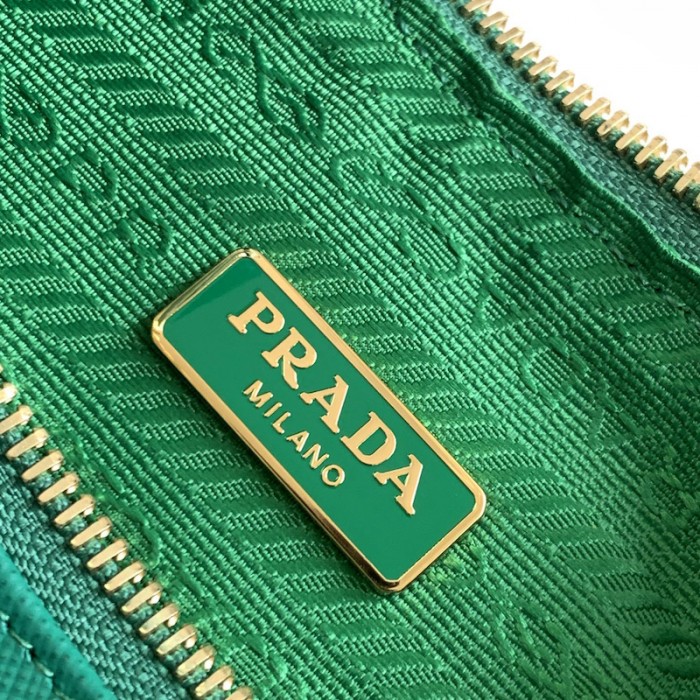 Pra*a re-edition 2005 saffiano leather bag green