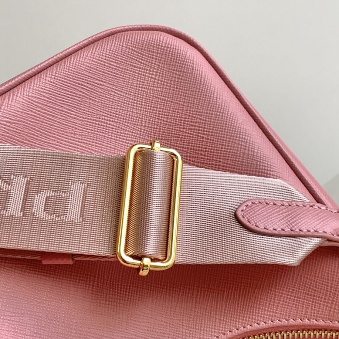 Pra*a re-edition 2005 saffiano leather bag pink