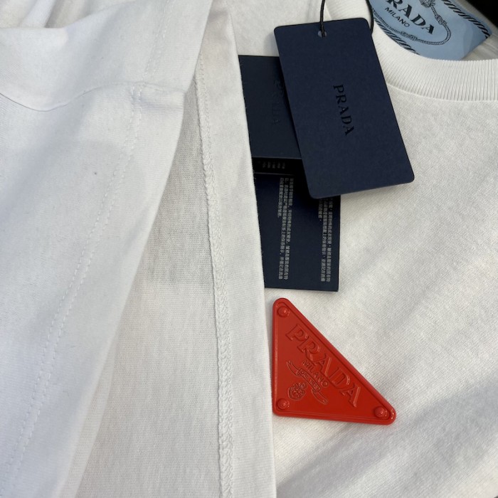 Pra*a triangle-logo jersey t-shirt white