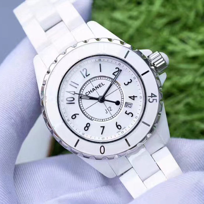 J 12 Watch 33 MM White highly resistant ceramic and steel