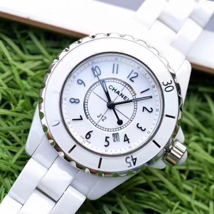 J 12 Watch 33 MM White highly resistant ceramic and steel