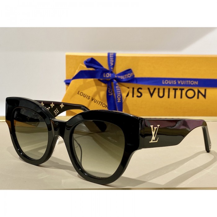 l**is V*t*n napali sunglasses z1460w