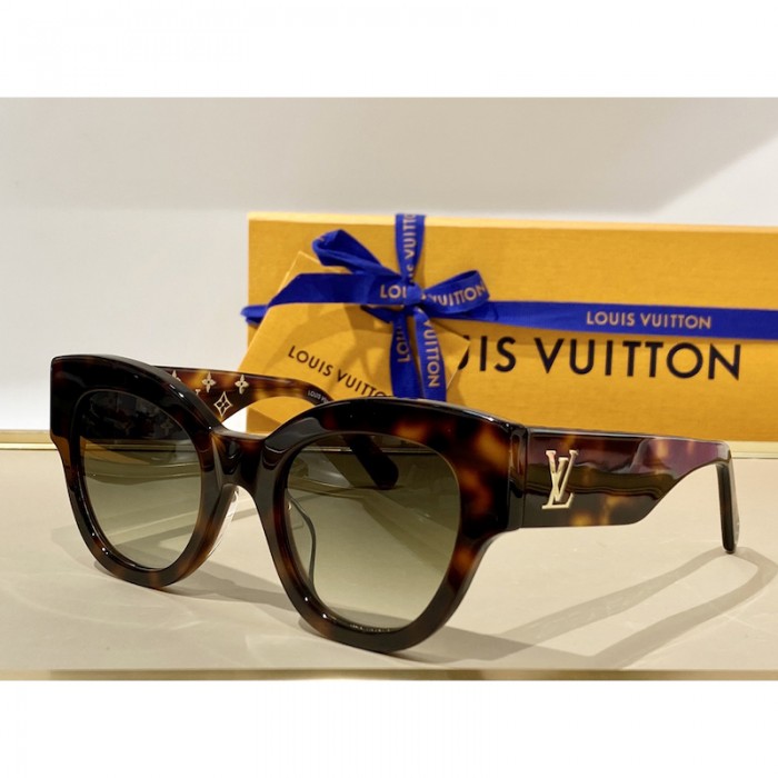 l**is V*t*n napali sunglasses z1460c
