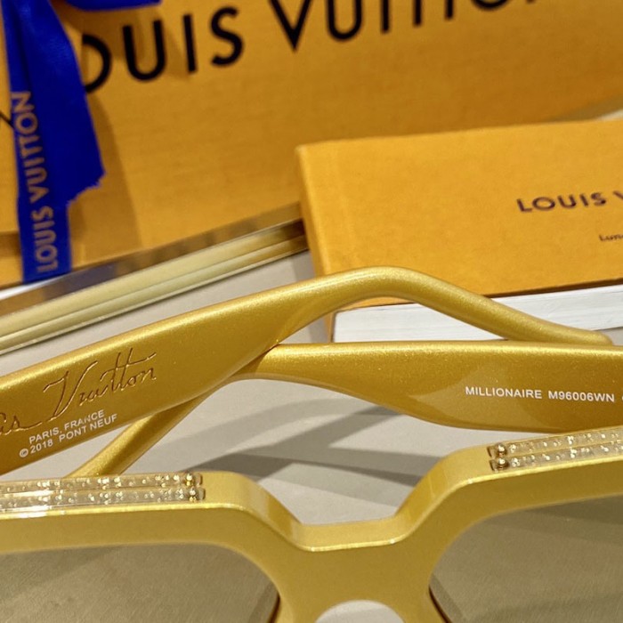 l**is V*t*n 1.1 millionaires sunglasses z1486e