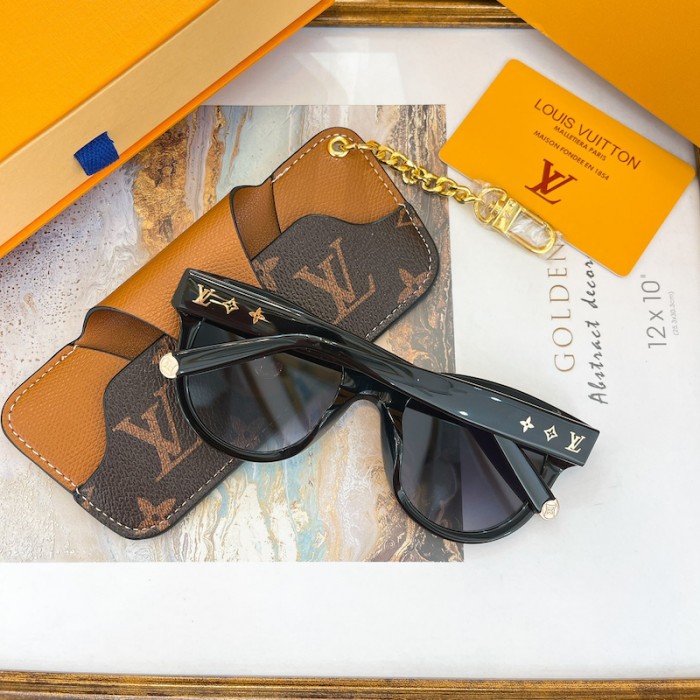 l**is V*t*n my monogram round sunglasses z1526w