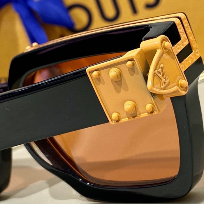 l**is V*t*n 1.1 millionaires sunglasses z1548e