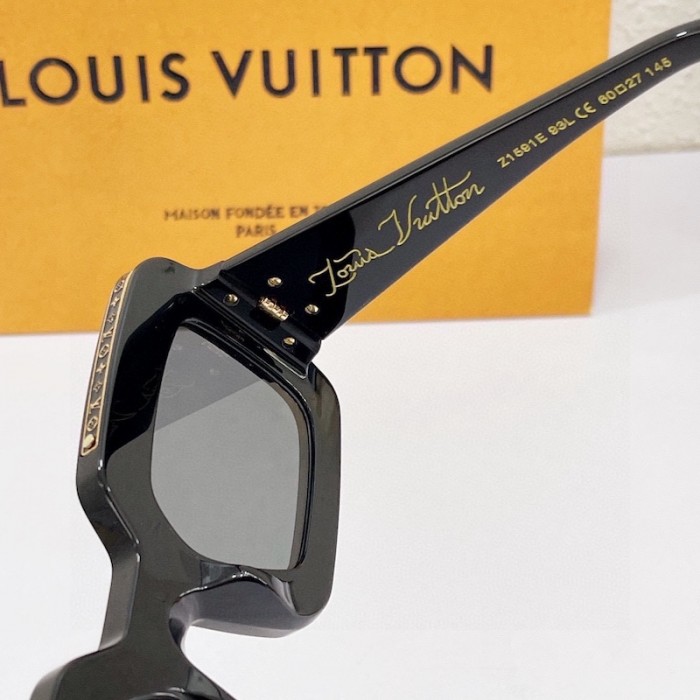 l**is V*t*n zillionaires sunglasses lv z1591e