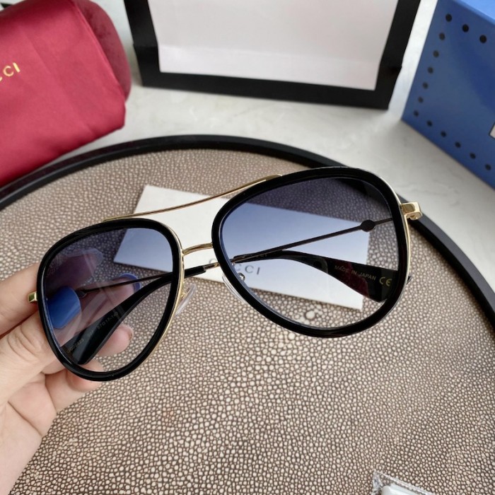 G*u*i aviator metal sunglasses black