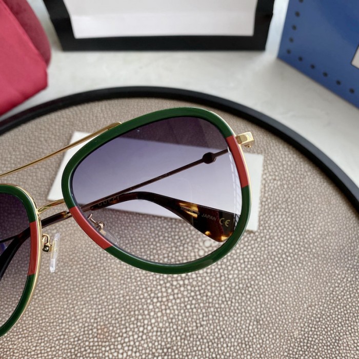 G*u*i aviator metal sunglasses