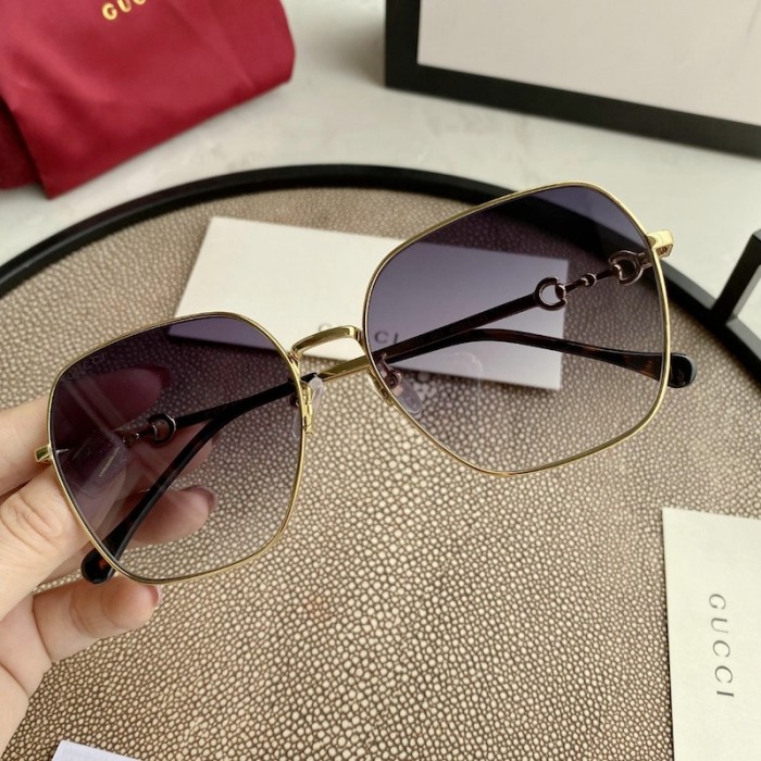 G*u*i square metal horsebit-temple sunglasses