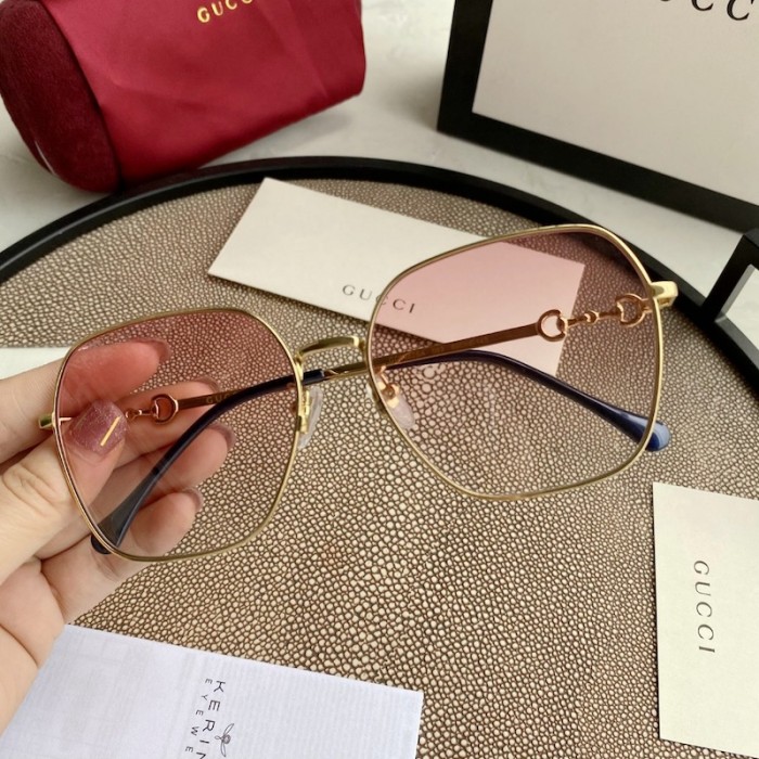 G*u*i square metal horsebit-temple sunglasses pink