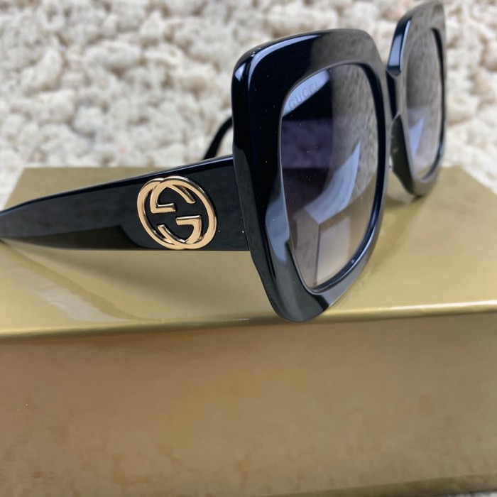 G*u*i square acetate sunglasses black